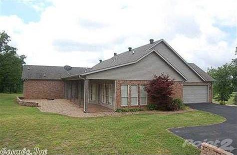 4th image of 24 Woodridge Dr
