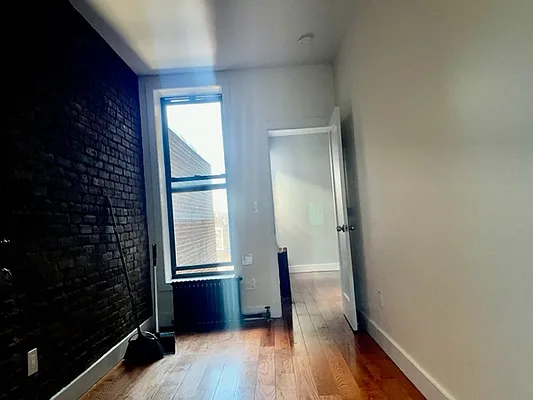 Rented by Oxford Property Group | media 6