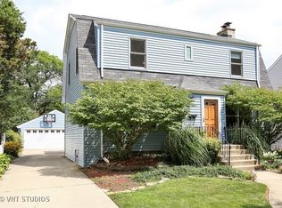 733 S Hamlin Ave, Park Ridge, IL 60068