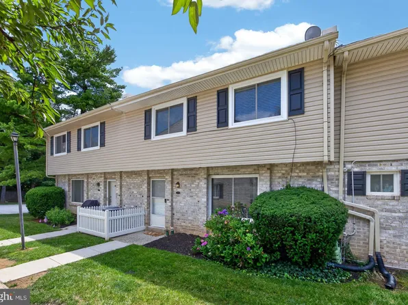217 Village Walk #217, Exton, PA 19341