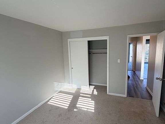 4th image of 5645 Edge Lake Dr APT 2W