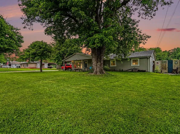 6273 Paullin Dr, Middletown, OH 45042