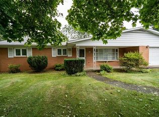 4463 Darby St, Center Valley, PA 18034