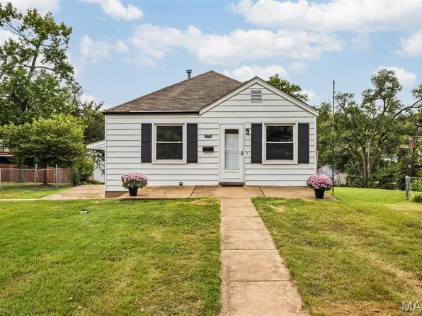 1355 Fairmount Ct, Saint Louis, MO 63139