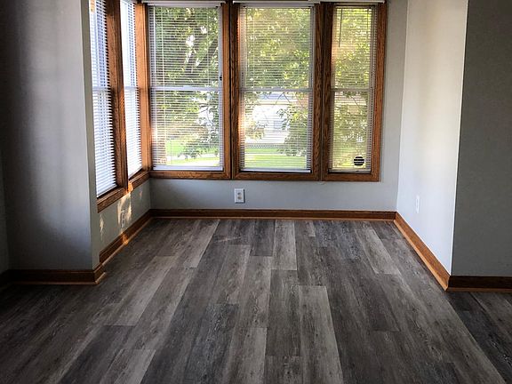 3rd image of 102 Parade St Floor 1