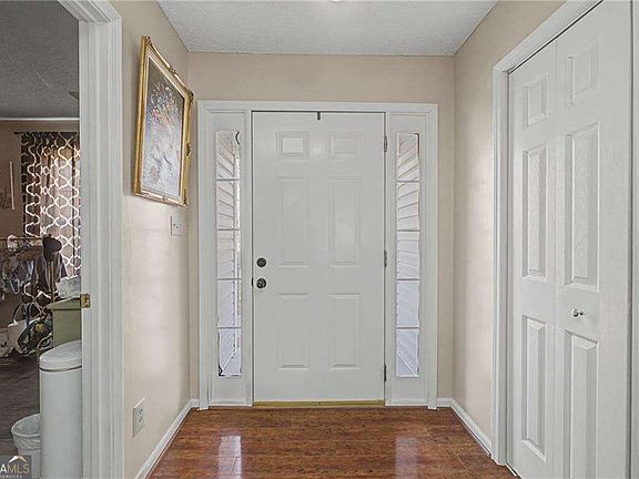 3rd image of 1146 Reeceburg Rd SE