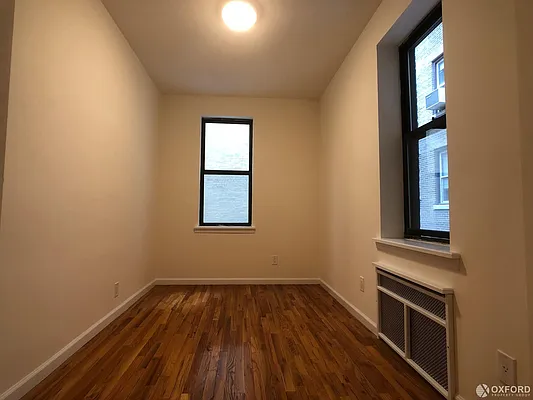 Rented by Oxford Property Group | media 10