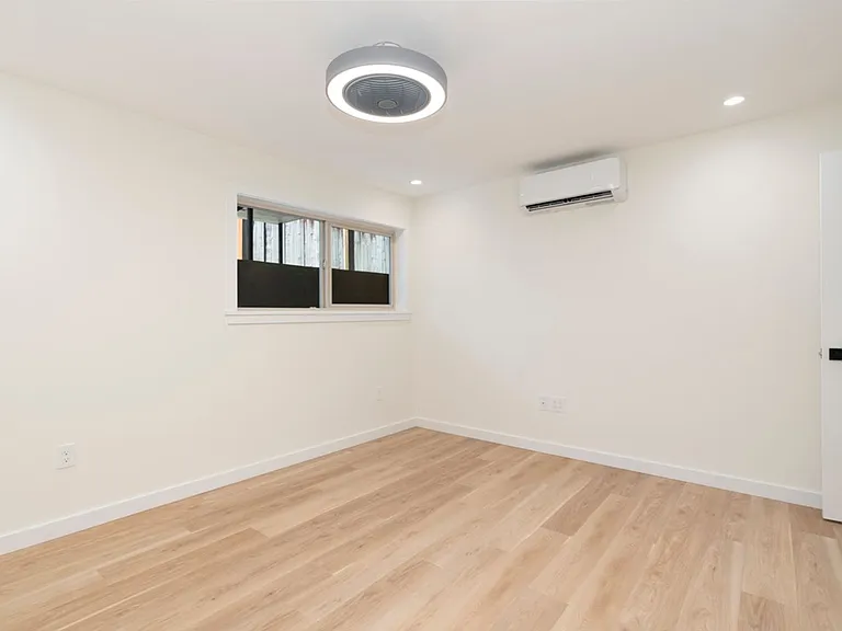 Park Haven Apartments — Photo 14