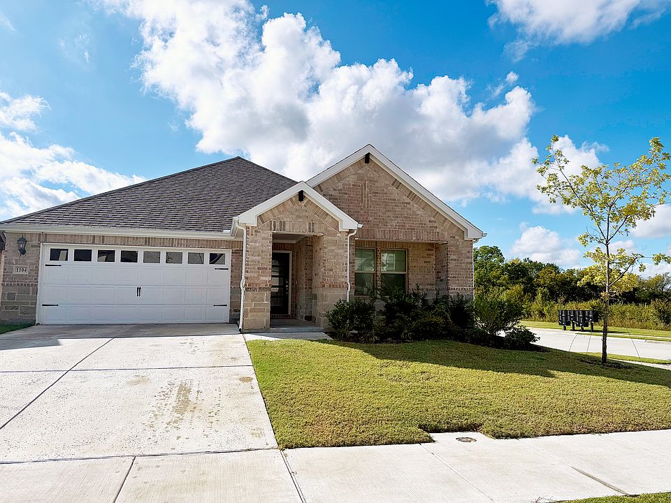 1st image of 1104 Mahogany Dr