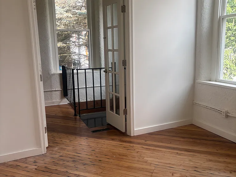 37 Union St #102 — Photo 15