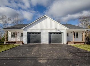 331 Hampton Rd, Quispamsis, NB E2E4J9