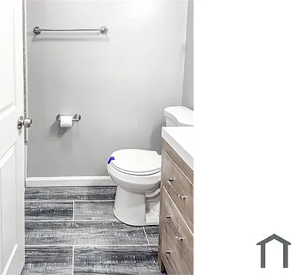904 Swallow Crest Ct #D — Photo 13