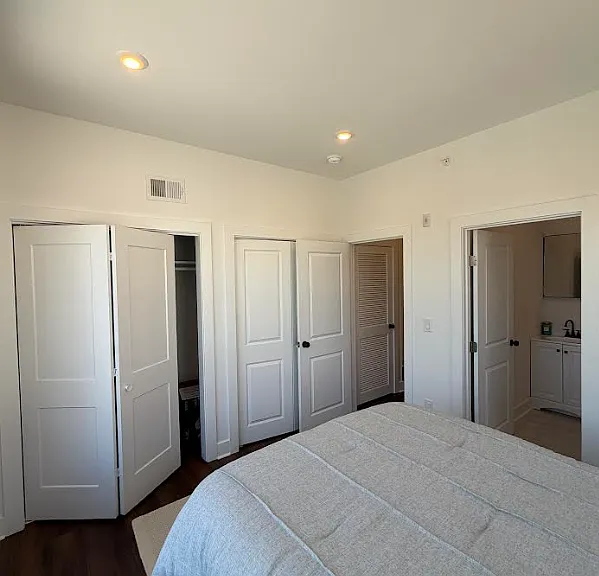1240 W Erie Ave #2 — Photo 11