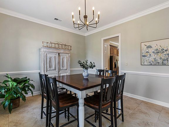 5th image of 4807 Nob Hill Dr