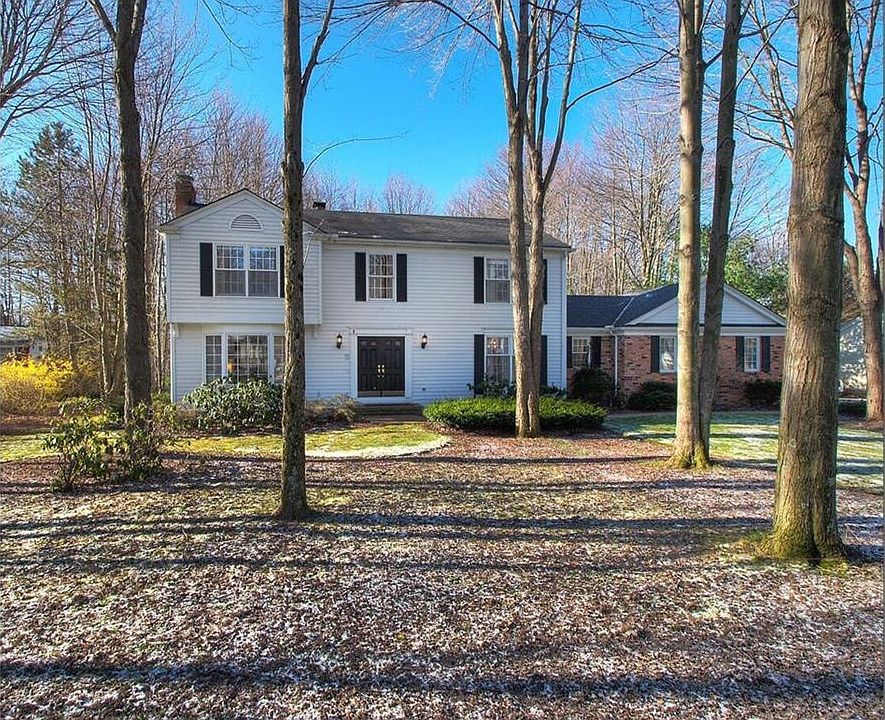 1st image of 408 Hazelwood Dr