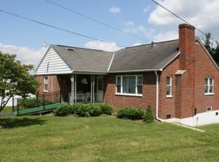 257 Circle Ave, Rainelle, WV 25962
