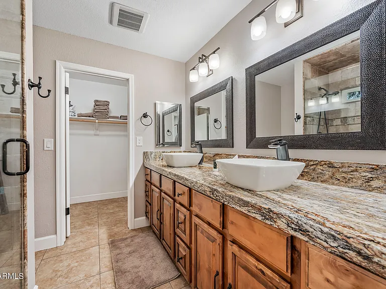 3659 W Elgin St — Photo 31