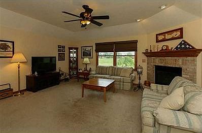 3rd image of 3599 Bellmore Dr