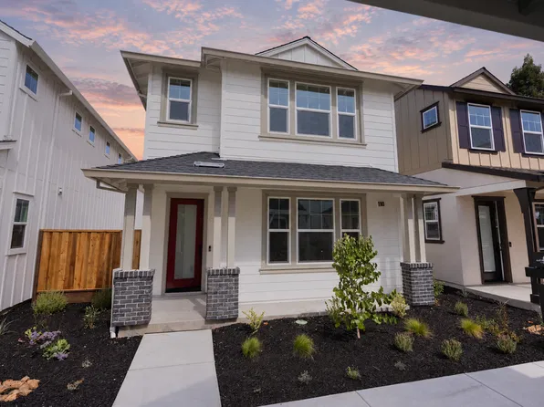 110 Tracy Dr, Windsor, CA 95492