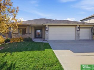 18509 Boyd St, Elkhorn, NE 68022