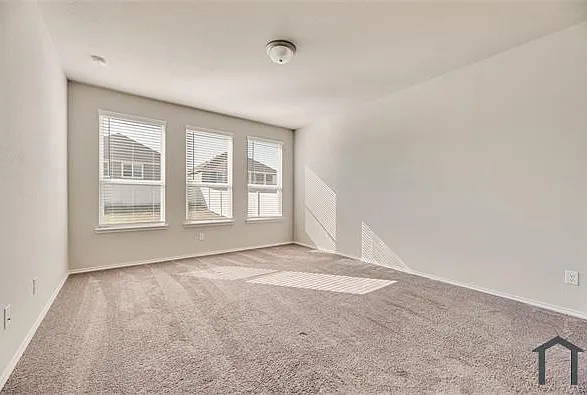 5913 Hopkins Dr — Photo 16