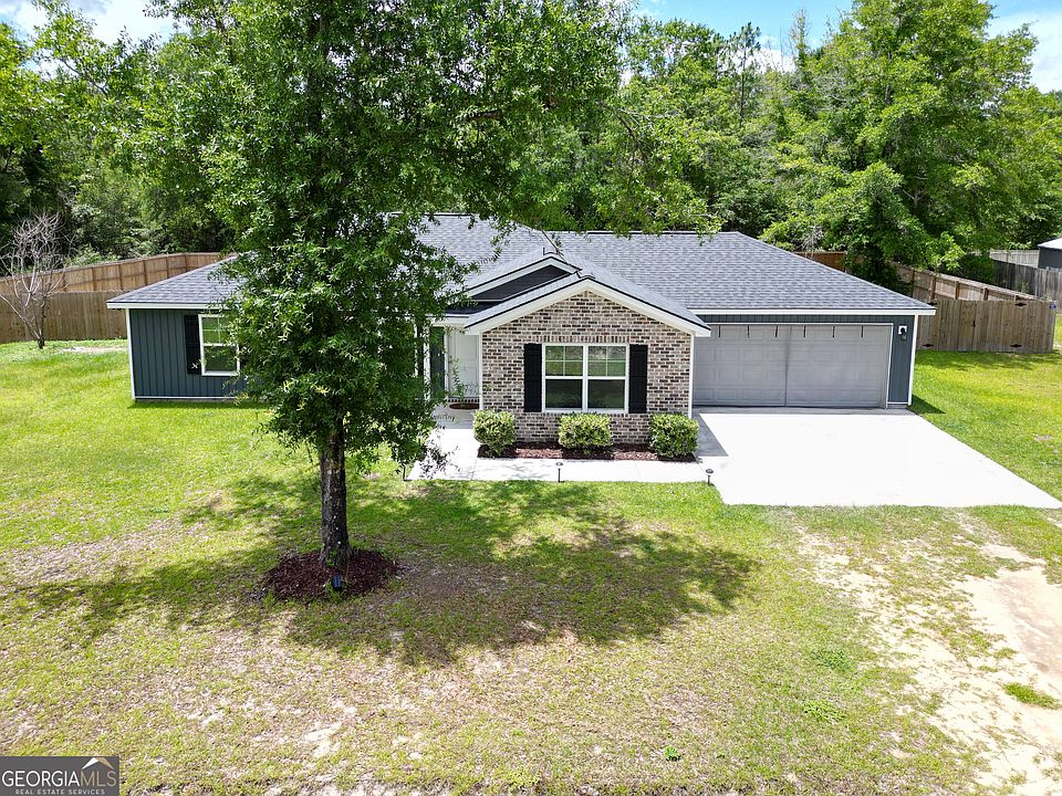 1st image of 449 Linden Dr