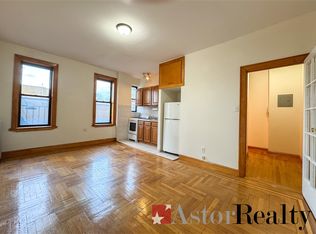 31-49 36th St #3C, Astoria, NY 11106