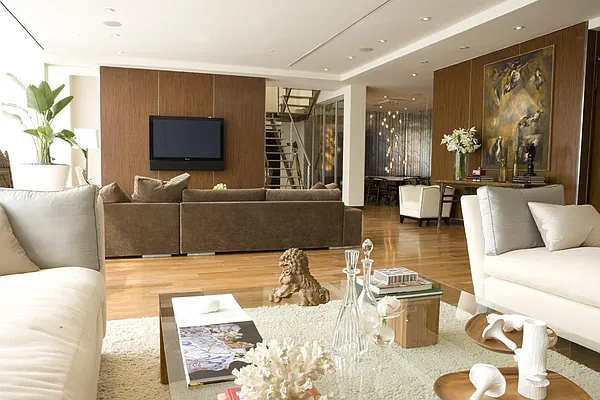 Rented by Corcoran | media 34