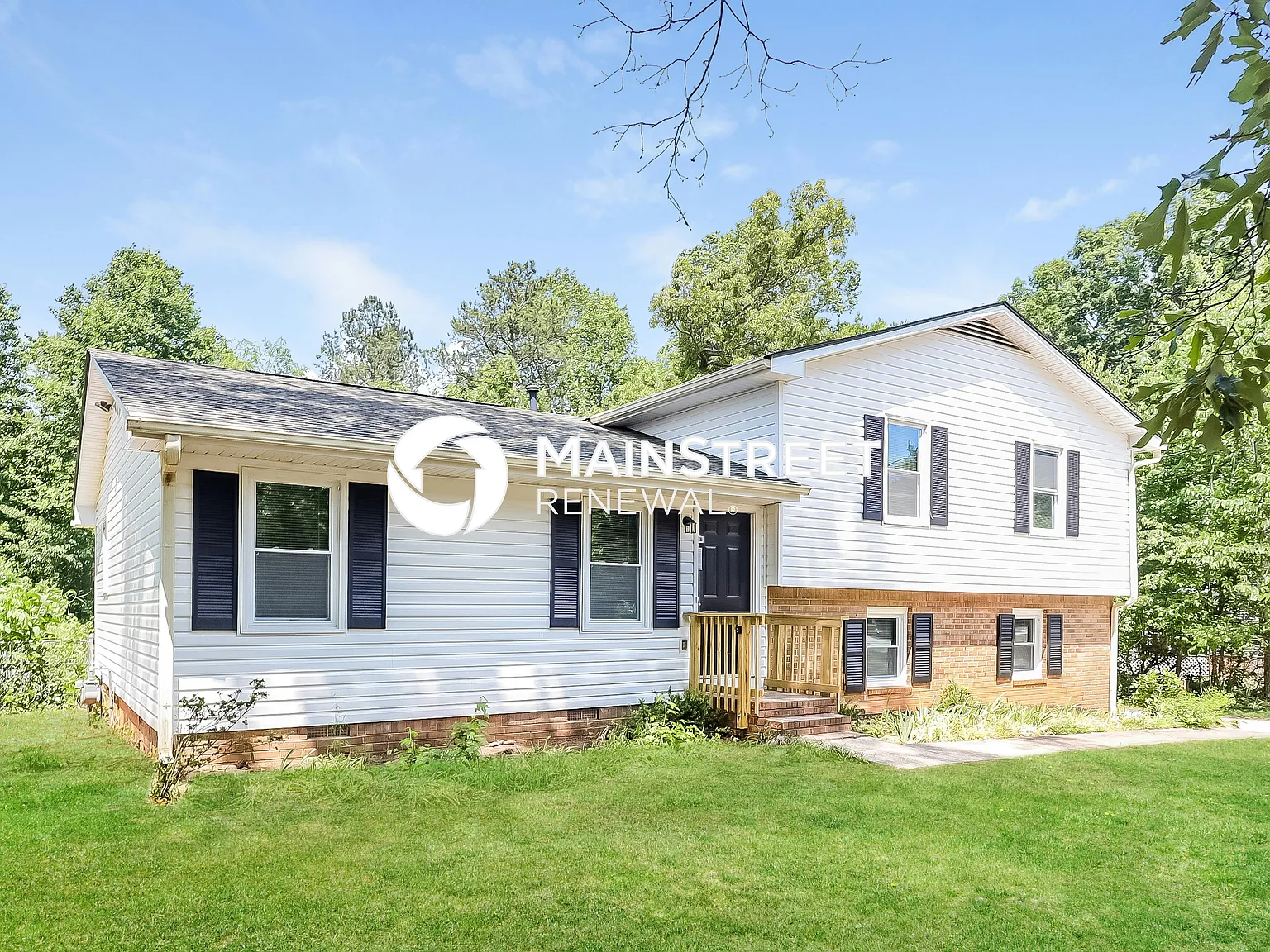 185 Hyde Cir — Photo 2