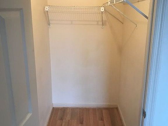 5th image of 116 Picadilly Dr APT D