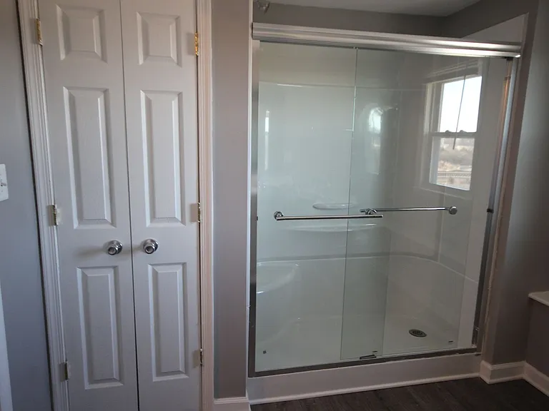312 N Philadelphia Blvd — Photo 8