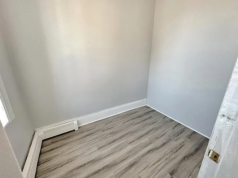 424 32nd St #3 — Photo 14