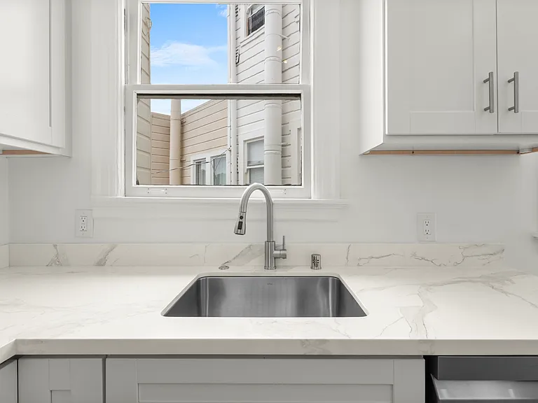 95 Cervantes Blvd #210 — Photo 13