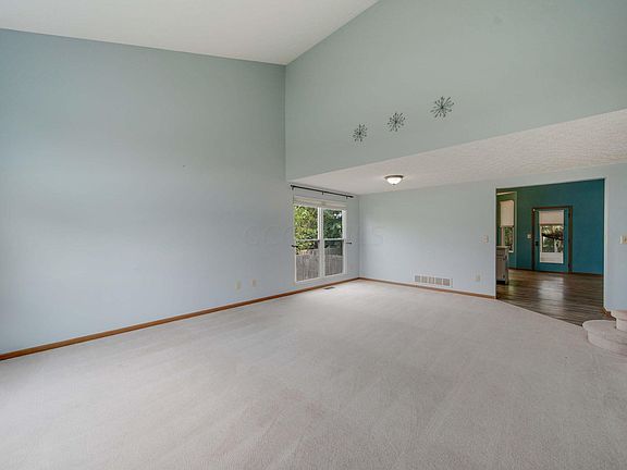 4th image of 8477 Kingsley Dr