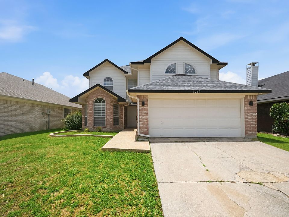1st image of 3219 Renaissance Dr