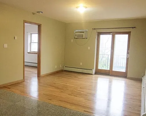 Rented by Astoria Realty | media 3