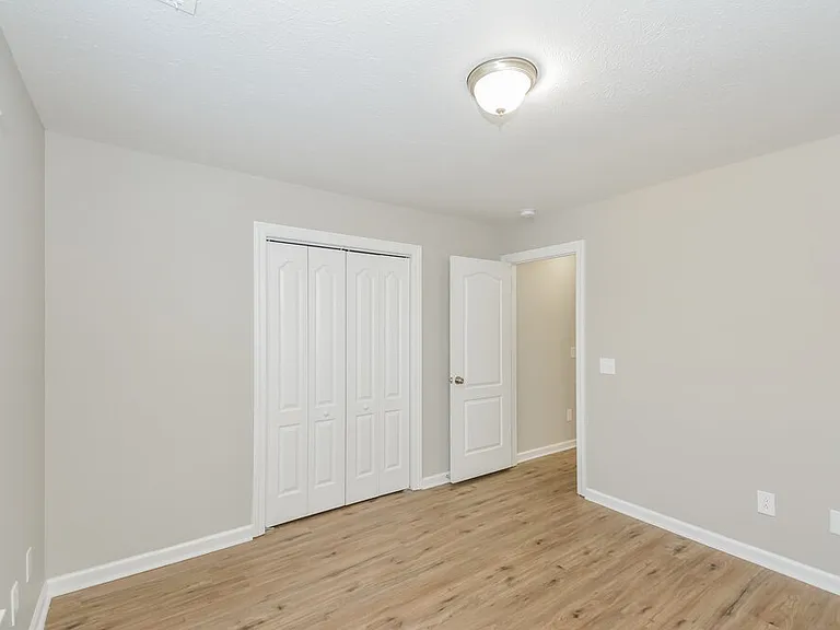 3338 Meadowhill Dr — Photo 13