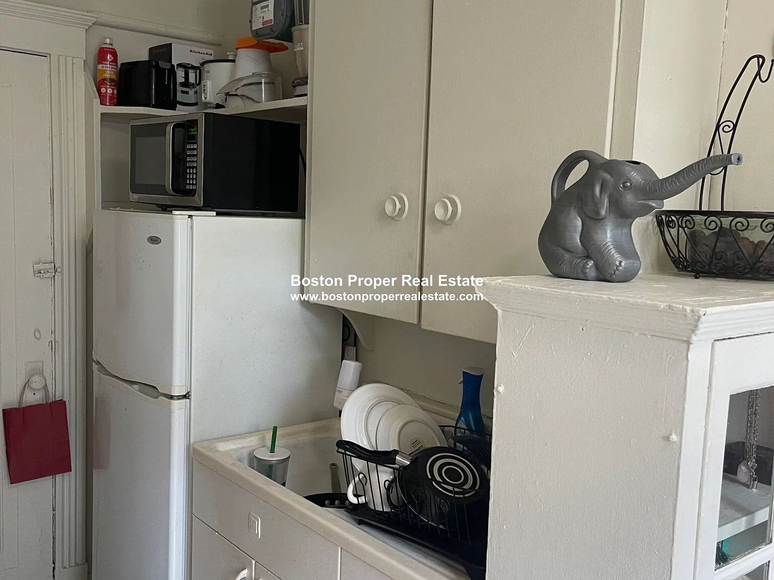 Studio, 700 sqft, $2,275 — Photo 3