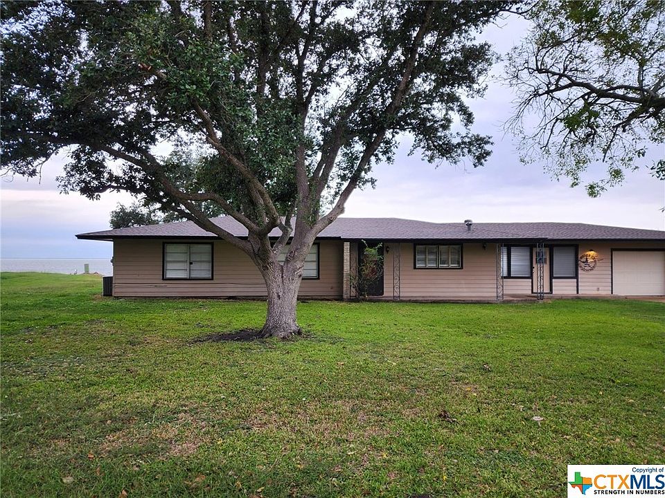 115 Texas Ave, Point Comfort, TX 77978 Zillow