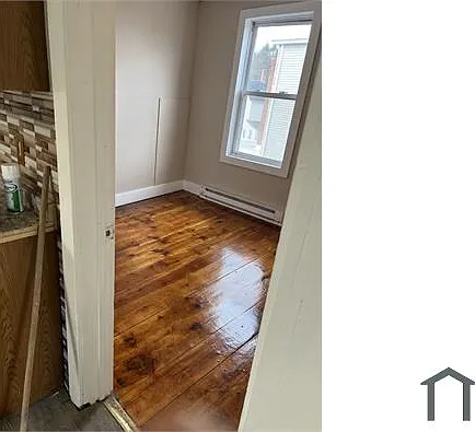 37 Thomas St #3 — Photo 8