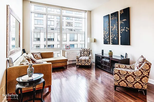 Sold by Sotheby's International Realty | media 8