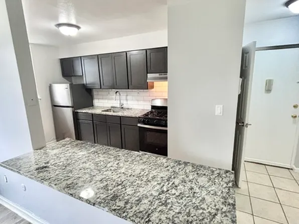 382 Park Ave #A5, Orange, NJ 07050