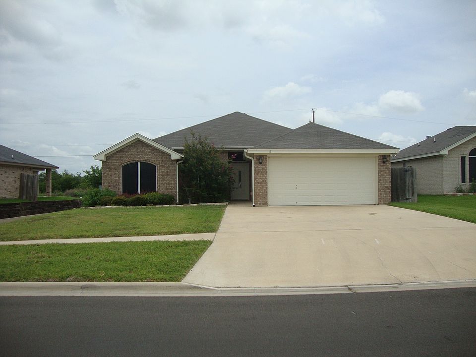 1st image of 3900 Fabianna Dr