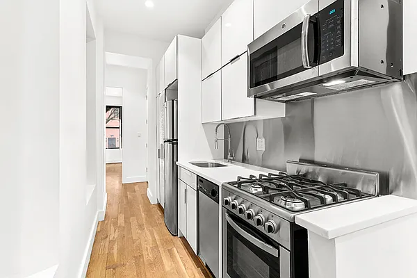 Rented by Corcoran | media 11