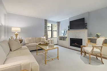 30 East 9th Street
