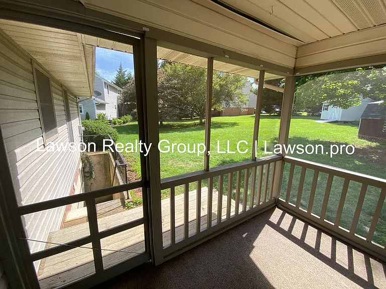 1013 Barrens Village Ln — Photo 23