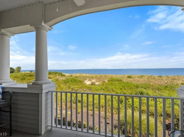 44 Golden Eye Ln #44, Middletown Twp., NJ 07758