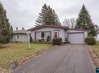 32 Norwood Ave, Superior, WI 54880