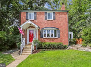 5929 Beech Ave, Bethesda, MD 20817