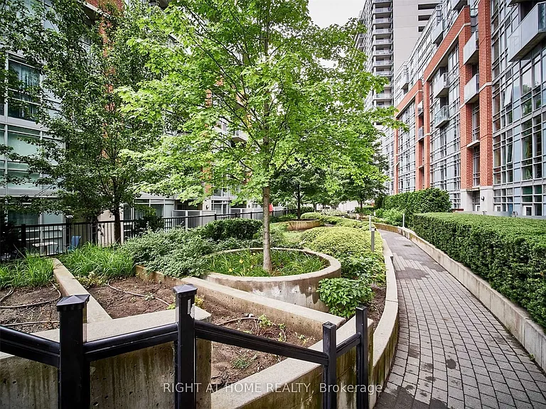 170 Sudbury St #201 — Photo 3